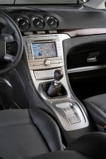 Ford Galaxy 2000 года